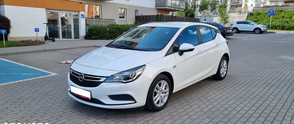 samochody osobowe Opel Astra cena 44900 przebieg: 118000, rok produkcji 2019 z Gdańsk